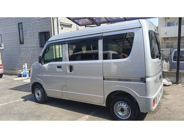 Nissan NV100 Clipper 12