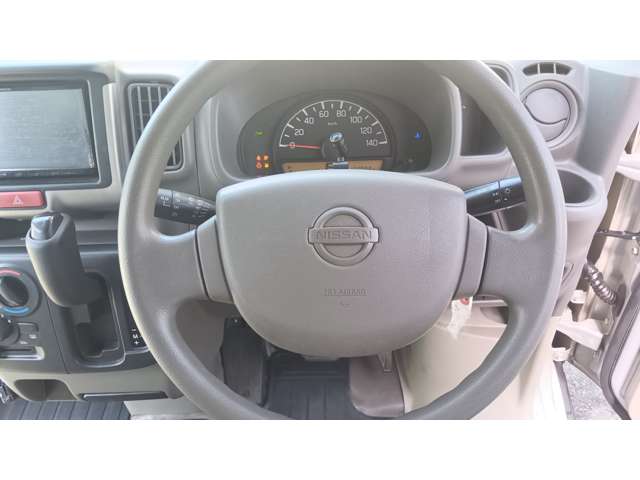 Nissan NV100 Clipper 2