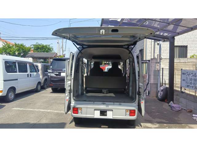 Nissan NV100 Clipper 10