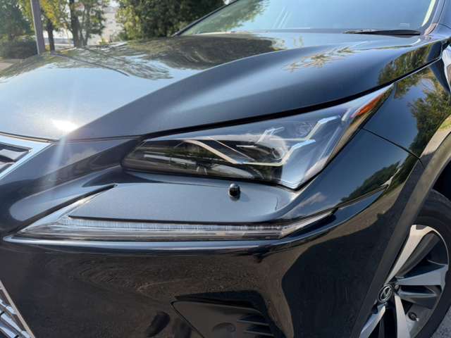 Lexus NX 8
