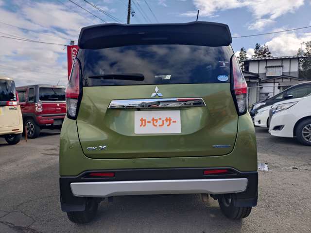 Mitsubishi eK X 5