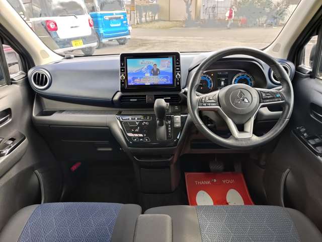 Mitsubishi eK X 9