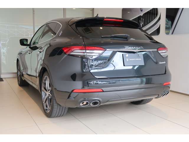 Maserati Levante 11