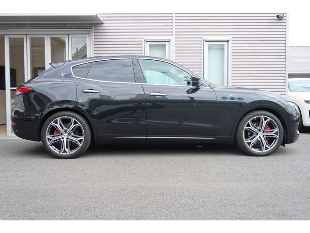 Maserati Levante 12