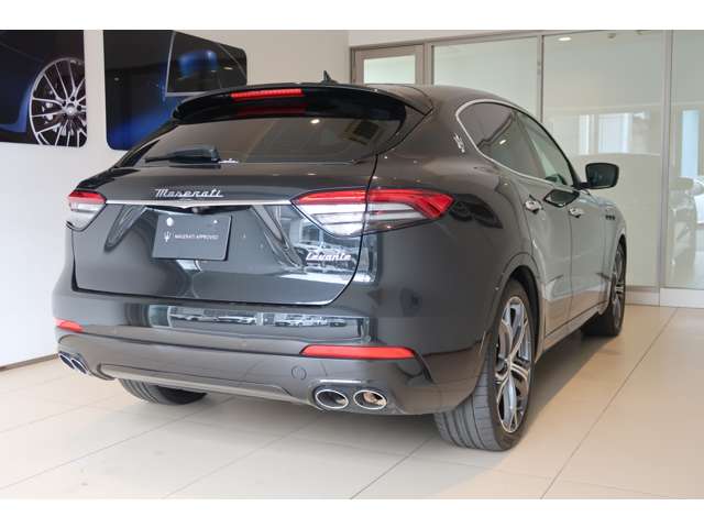 Maserati Levante 4