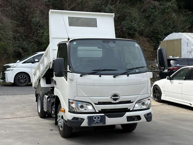 Hino Dutro 5