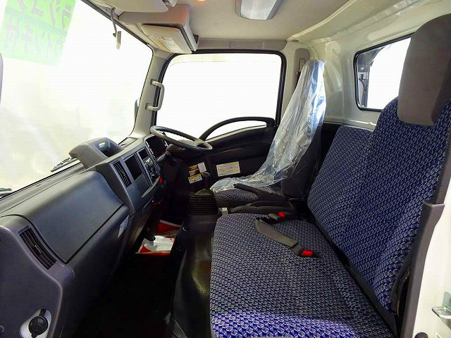 Isuzu Elf 11