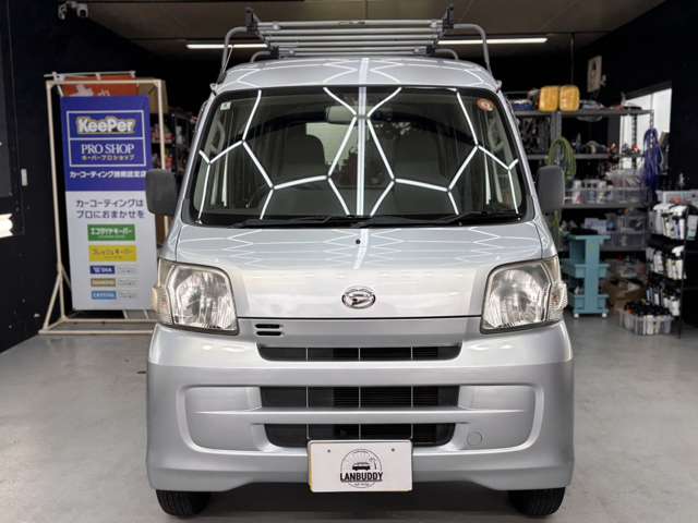 Daihatsu Hijet Cargo 12