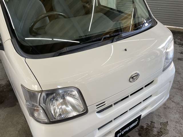 Daihatsu Hijet Cargo 11
