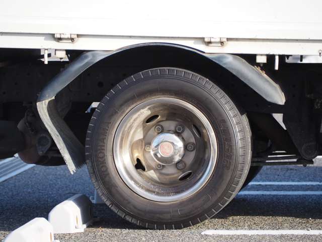Mitsubishi Fuso Canter 12