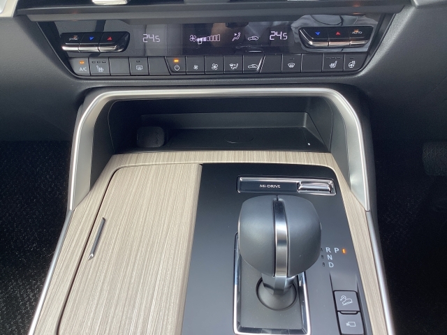 Mazda CX-60 11