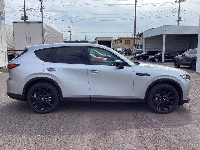 Mazda CX-60 4