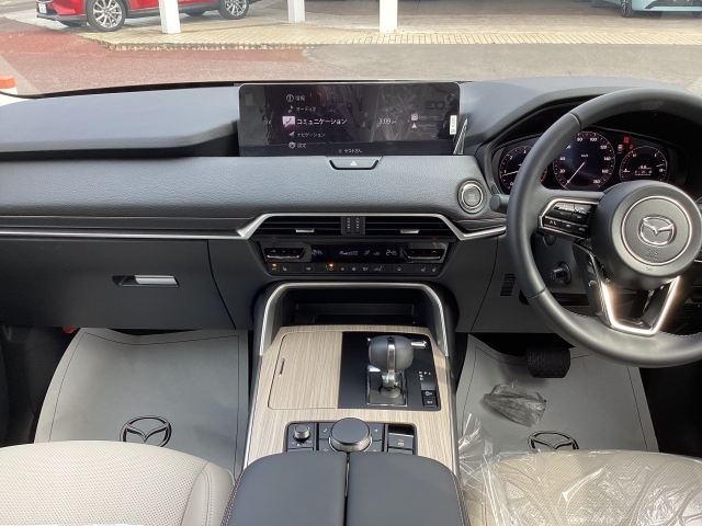 Mazda CX-60 9