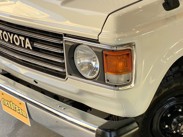 Toyota Land Cruiser 60 5