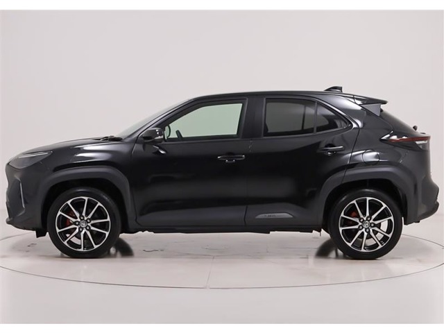 Toyota Yaris Cross 4