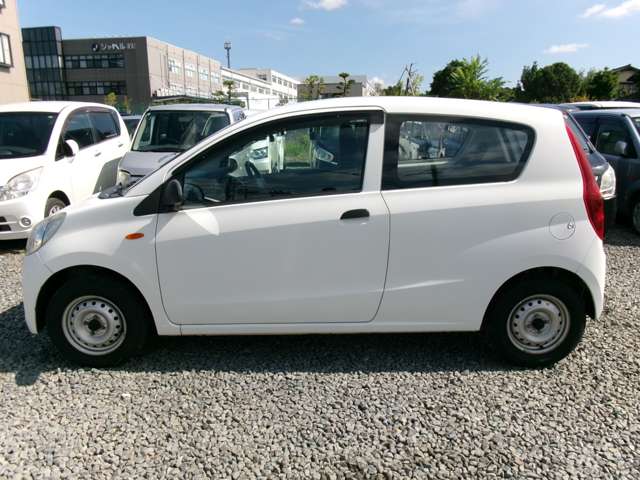 Daihatsu Mira 4