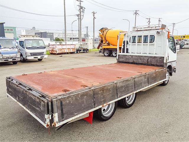 Mitsubishi Fuso Canter 8