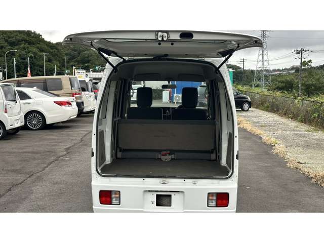 Suzuki Every 11