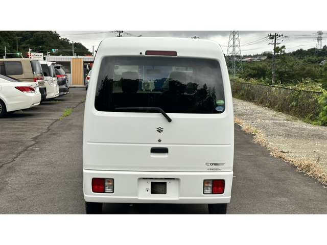 Suzuki Every 8