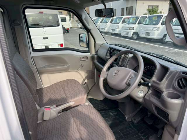 Nissan NV100 Clipper 3
