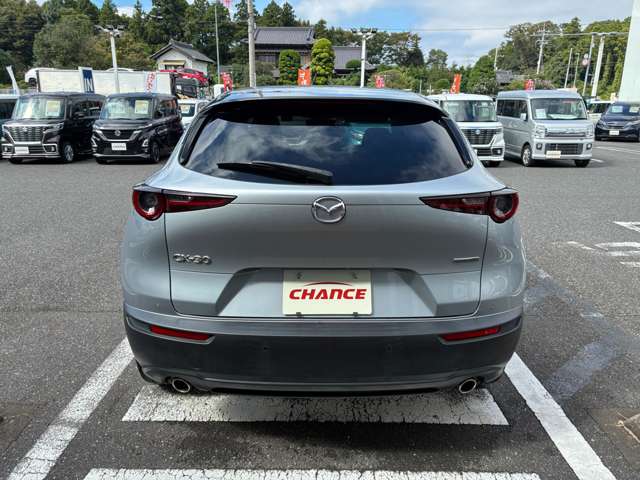 Mazda CX-30 11
