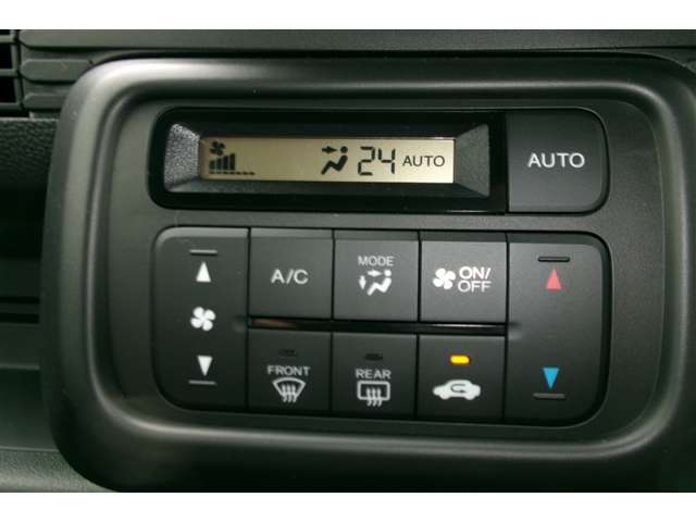 Honda N-VAN 12