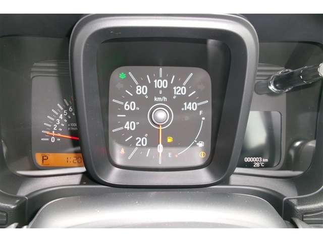 Honda N-VAN 9