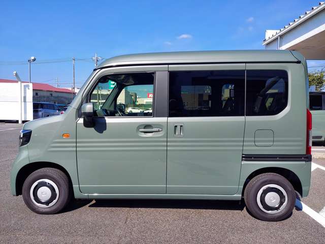 Honda N-VAN 8