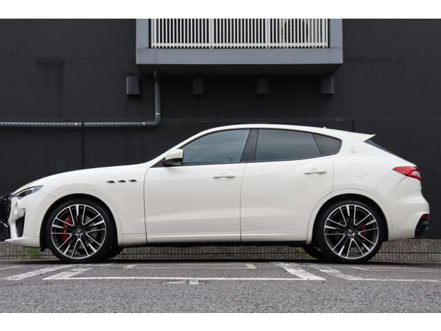 Maserati Levante 6