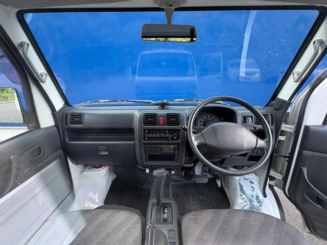 Mazda Scrum Truck 5