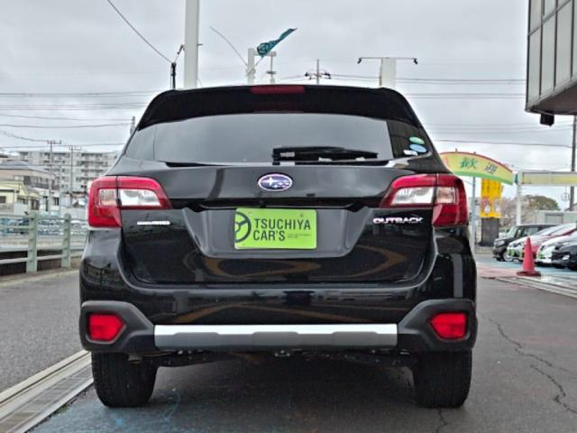 Subaru Legacy Outback 11