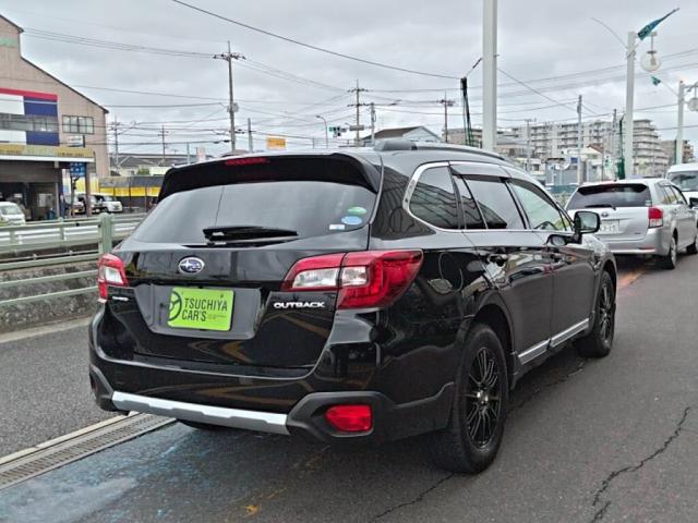 Subaru Legacy Outback 2