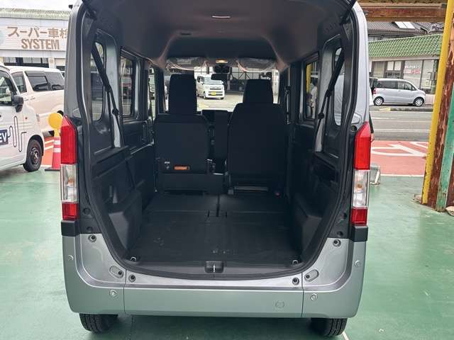 Honda N-VAN 11