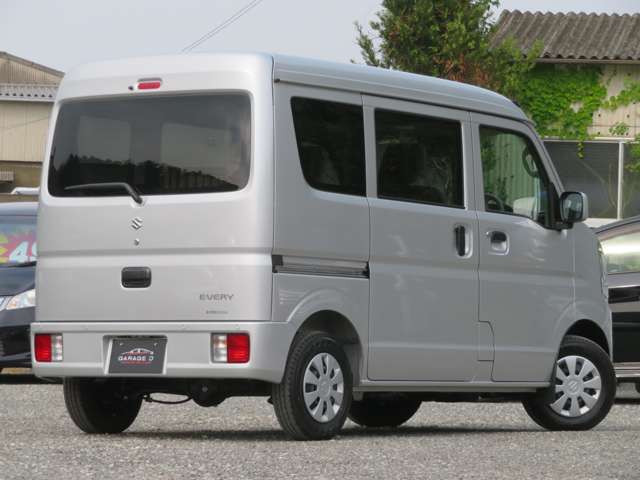 Suzuki Every 8