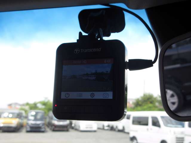 Daihatsu Hijet Deck Van 7