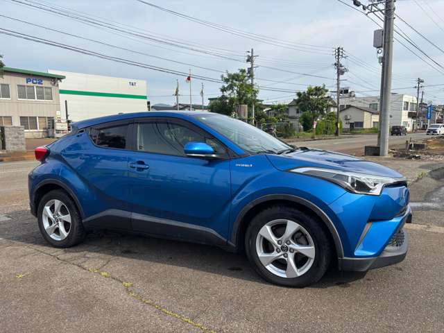Toyota C-HR 3