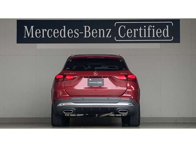 Mercedes-Benz GLA-Class 6