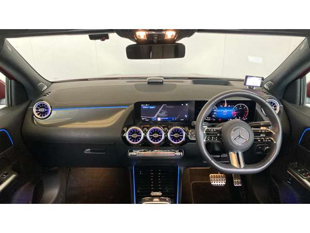 Mercedes-Benz GLA-Class 7