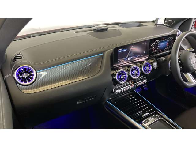 Mercedes-Benz GLA-Class 9