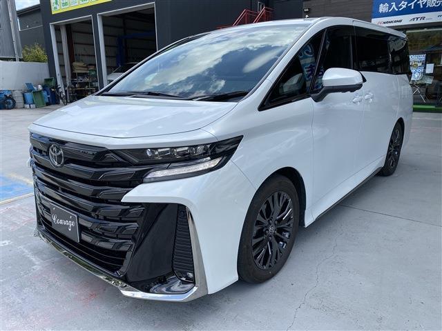 Toyota Vellfire 12