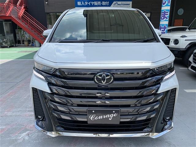 Toyota Vellfire 5