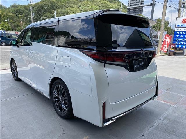 Toyota Vellfire 10