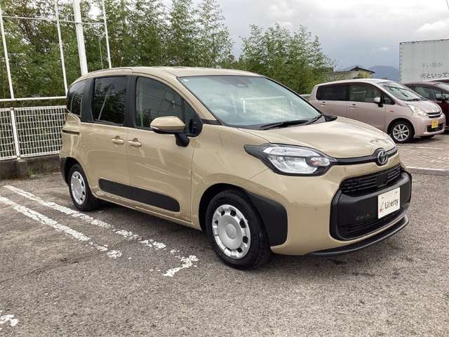 Toyota Sienta 10