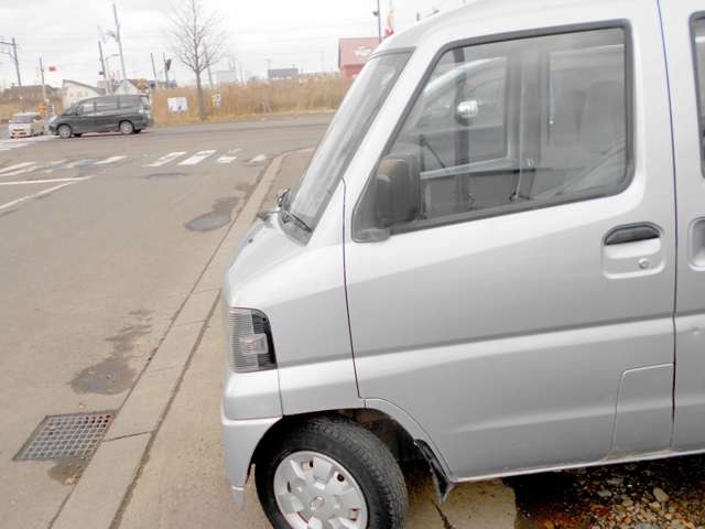 Mitsubishi Minicab Van 4