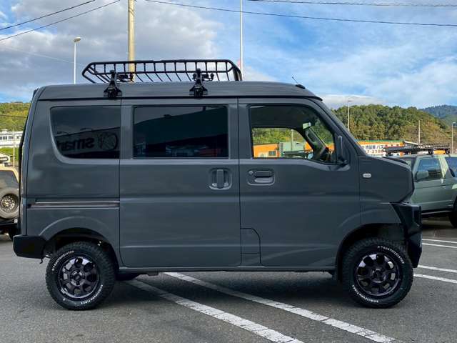 Suzuki Every 8