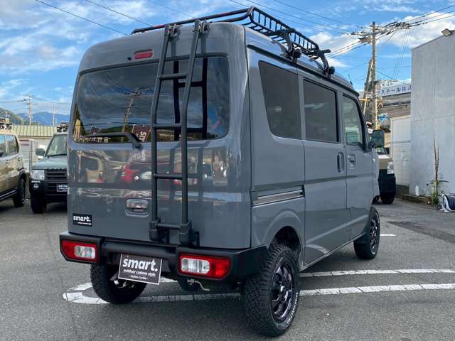 Suzuki Every 9
