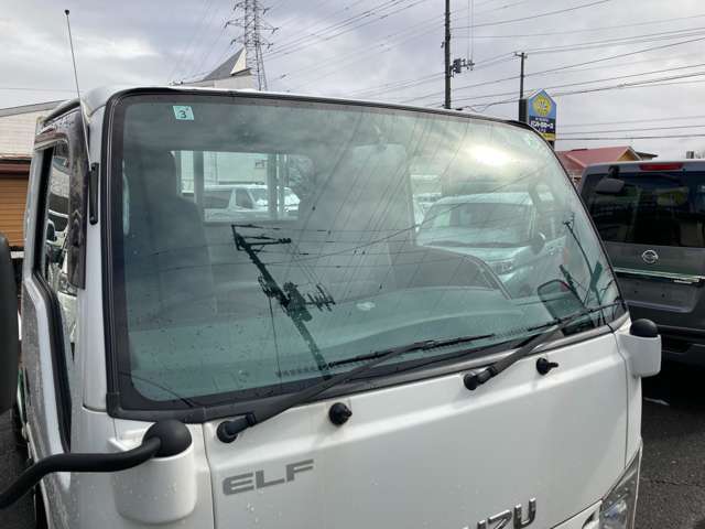 Isuzu Elf 11