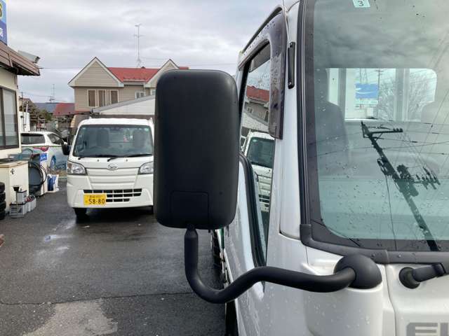 Isuzu Elf 9