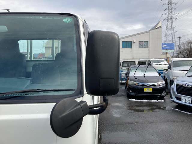 Isuzu Elf 10