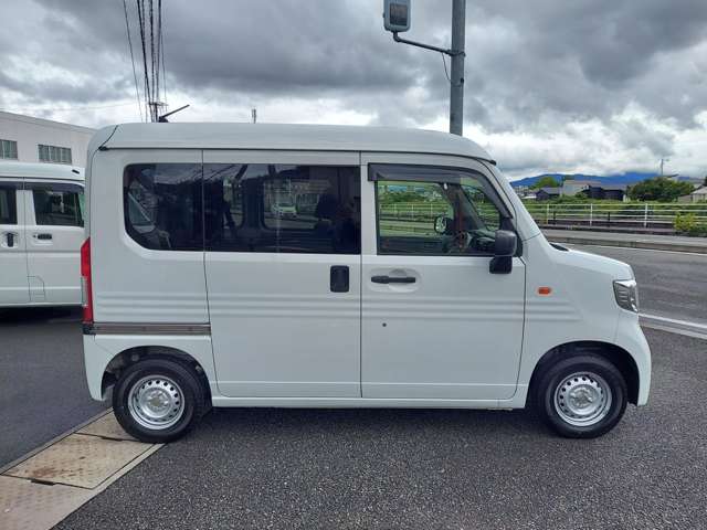 Honda N-VAN 11